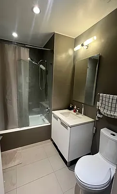 Rented by Blue Lotus Realty Brokerage | media 15