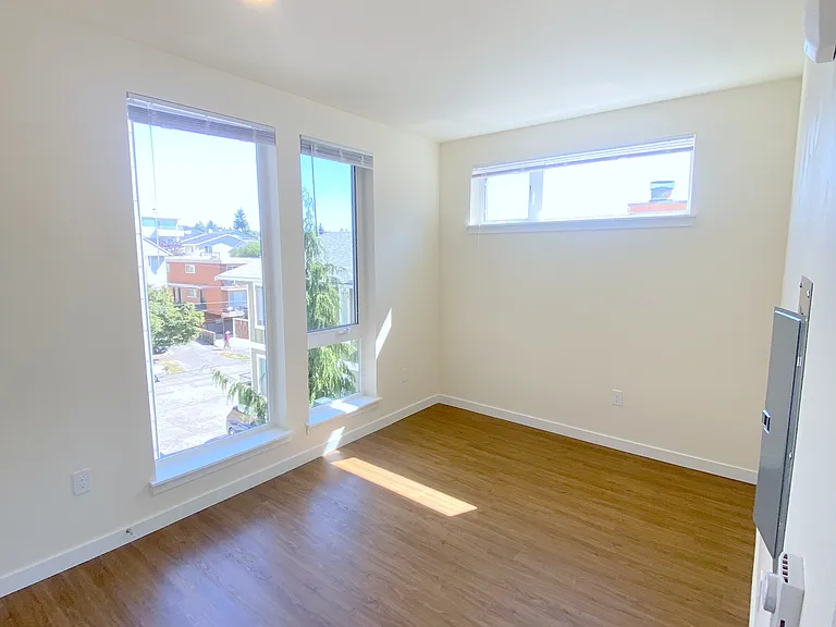 1439 NW 60th St #302BALLARD — Photo 6