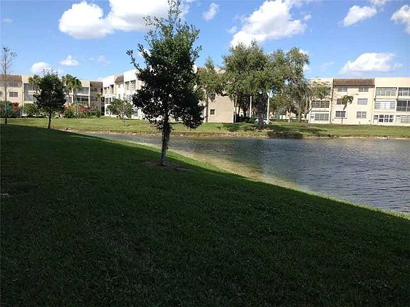 5th image of 6071 NW 61st Ave APT 111
