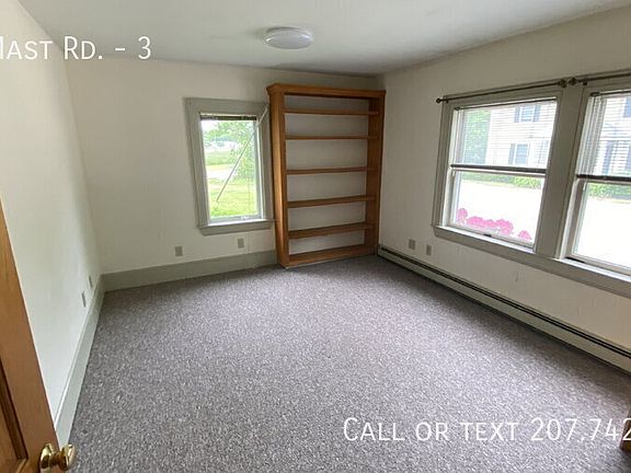 3rd image of 277 Mast Rd Unit 3