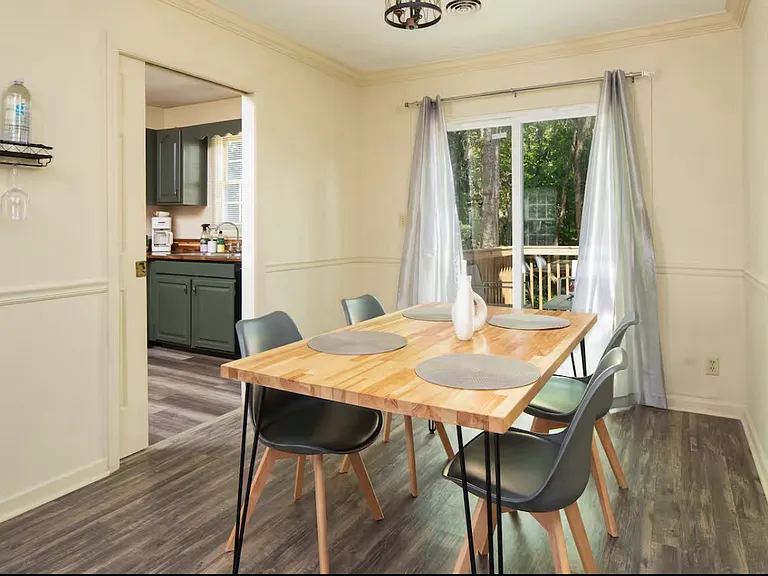103 Arcadia Ln #D — Photo 3