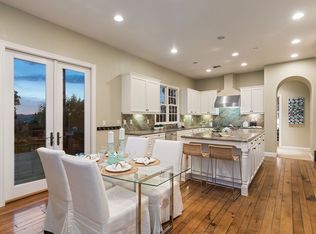 140 Chapel Hill Rd, Novato, CA 94949