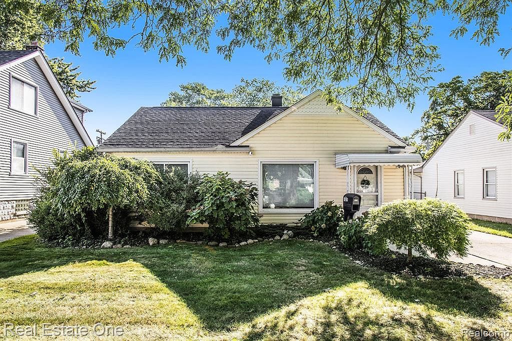127 Nahma Ave, Clawson, MI 48017 Zillow