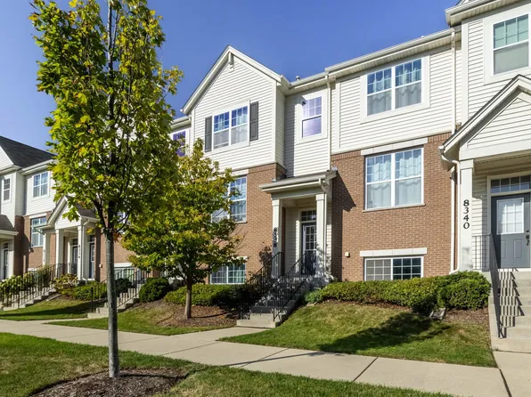 8338 Concord Dr, Morton Grove, IL 60053