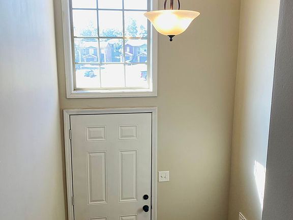 2nd image of 1725 Thistlewood Dr #11493806