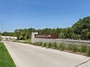 4930 Golden Bell Ln, Midlothian, TX 76065