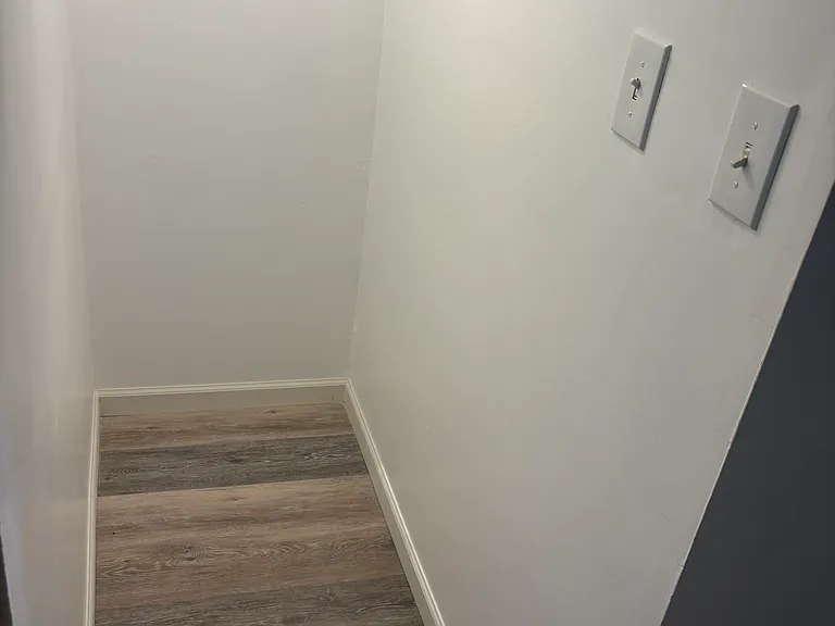 812 Tuckerman St NW — Photo 16