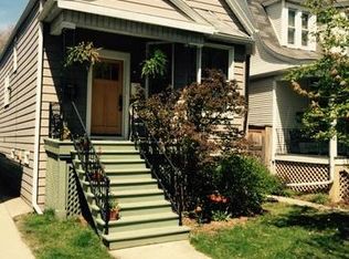 1960 W Farragut Ave, Chicago, IL 60640