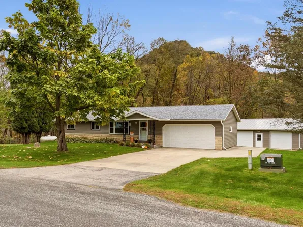 42671 Lisa LANE, Winona, MN 55987
