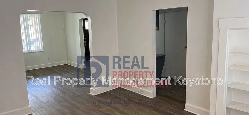 3 bed, 1.0 bath, 1584 sqft, $1,375 — Photo 3