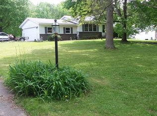 11692 Woodgate Dr NW, Grand Rapids, MI 49534