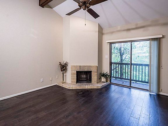 3rd image of 11711 Memorial Dr APT 540