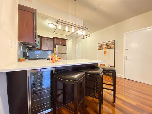 Rented by Compass | media 11