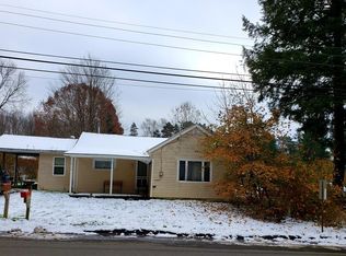 219 3rd St, Pleasantville, PA 16341