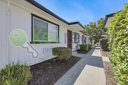 1065 Santiago Ave #6 Photo 1 1065 Santiago Ave #6 Photo 1