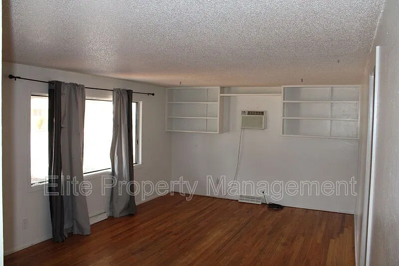 3 bed, 1.0 bath, 1094 sqft, $1,395 — Photo 4