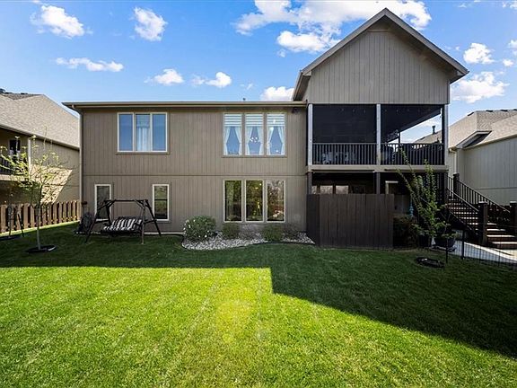 3rd image of 3112 NE 91st Pl
