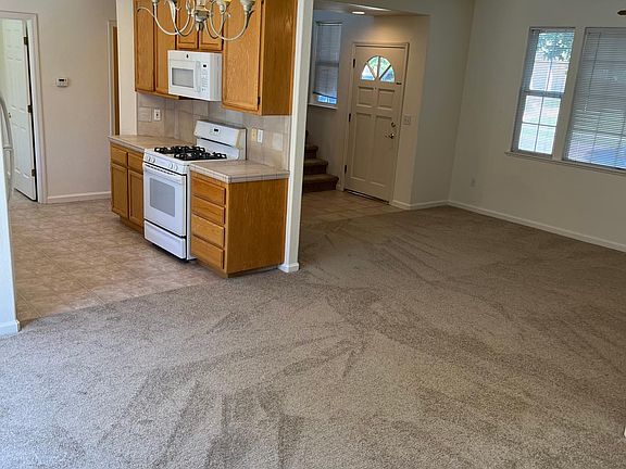 4th image of 3414 Koso St