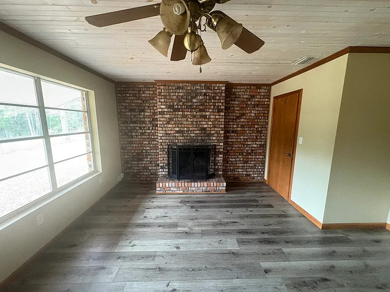 Den, 2nd living room or office