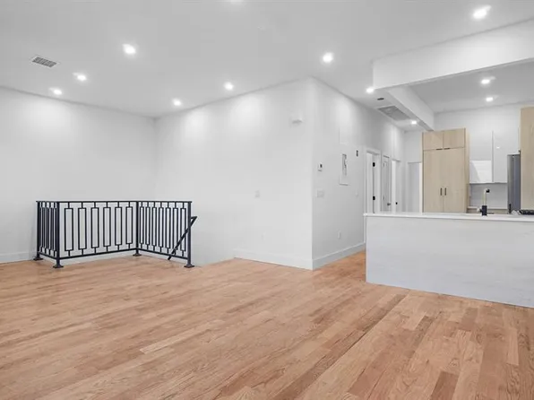 3239 Tierney Place image 14 of 30