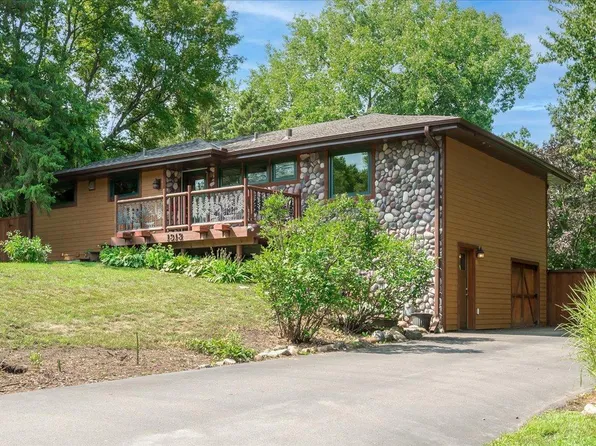 1313 Hillside Ln, Burnsville, MN 55306
