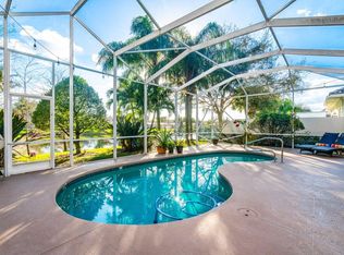 8016 Laborie Ln, Wellington, FL 33414