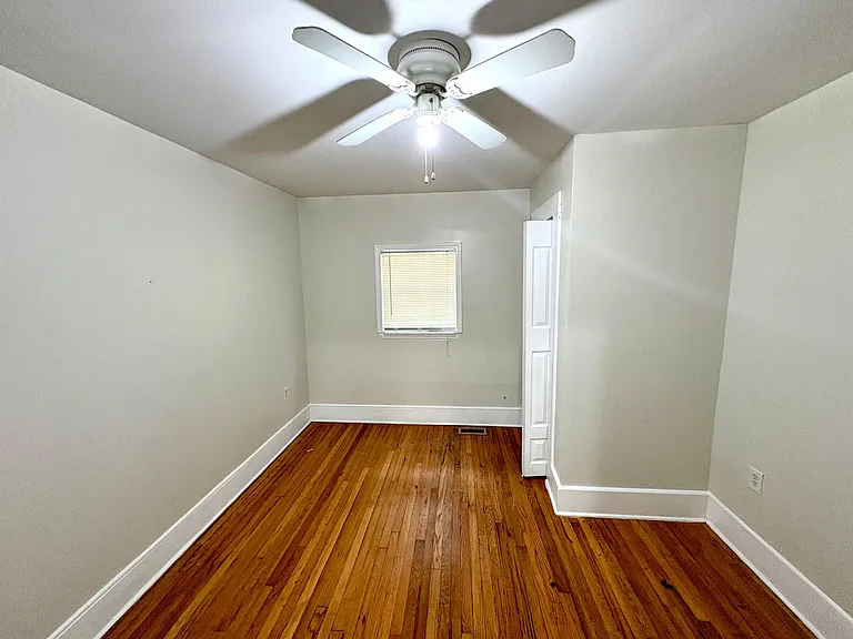 1346 Westmont Rd SW — Photo 11