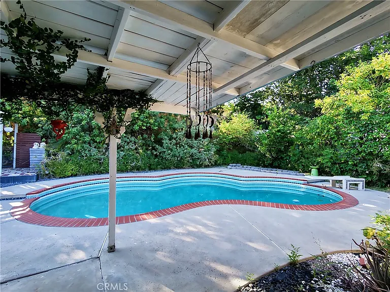 7049 Semrad Rd — Photo 41