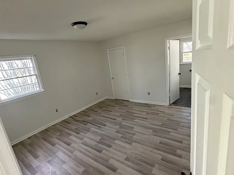 714 Belfast Dr — Photo 6