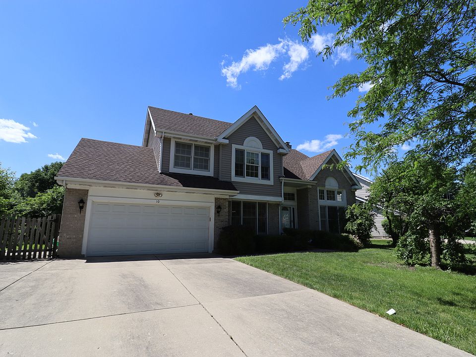 1st image of 10 Nicolette Ave