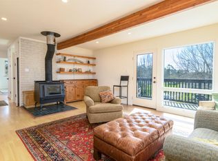 44120 Biaggi Rd, Manchester, CA 95459