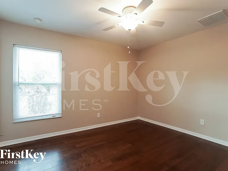 18521 Olive Rd — Photo 12