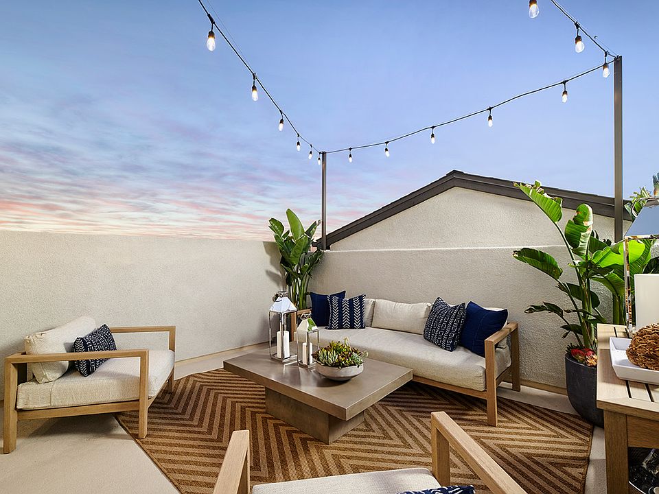 Claret At Canvas Plan 2 Model Home Roof Deck