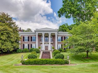 860 S Curtiswood Ln, Nashville, TN 37204