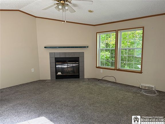 4th image of 1186 Scott Rd
