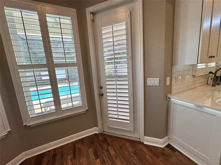 212 Montara Dr — Photo 19