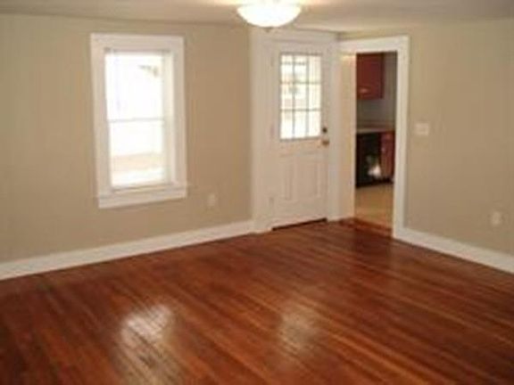 5th image of 54 Berry St #54