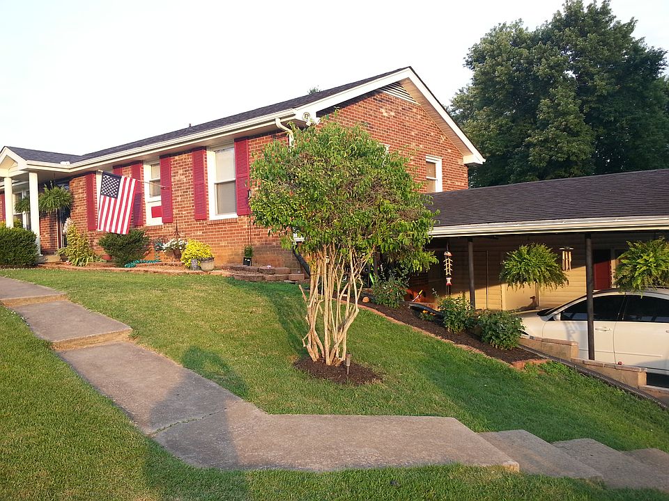 1st image of 2273 Blakemore Dr