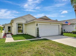 7537 Mansfield Hollow Rd, Delray Beach, FL 33446