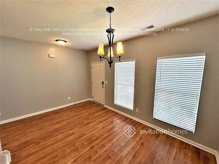 4057 Catawba Creek Dr — Photo 3