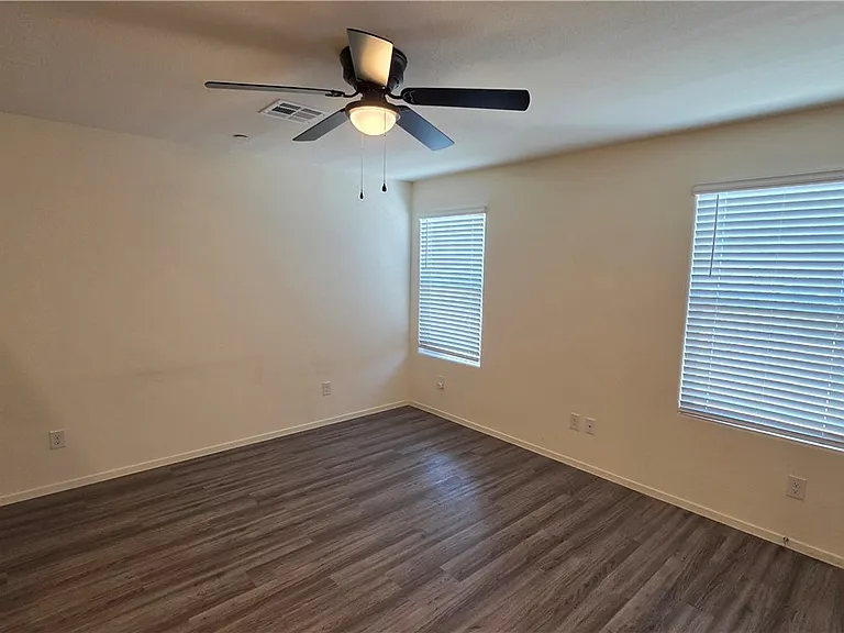 3721 Celesta Vista Ave — Photo 8
