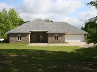 795 Graves Keys Rd, Bassfield, MS 39421