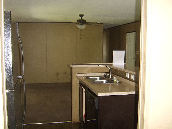 3rd image of 4684 Murray Ct