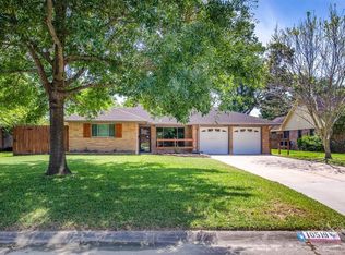 10519 Eddystone Dr, Houston, TX 77043