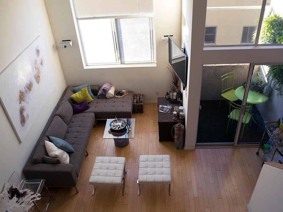 Bird's Eye View with Furniture for reference