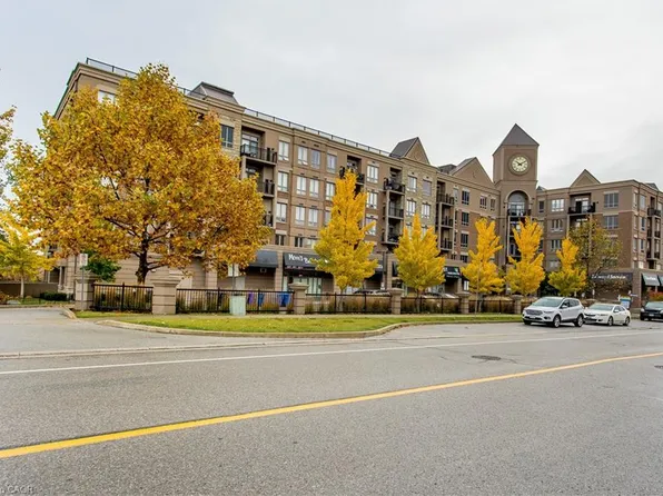 5327 Upper Middle Rd #205, Burlington, ON L7L 0E9