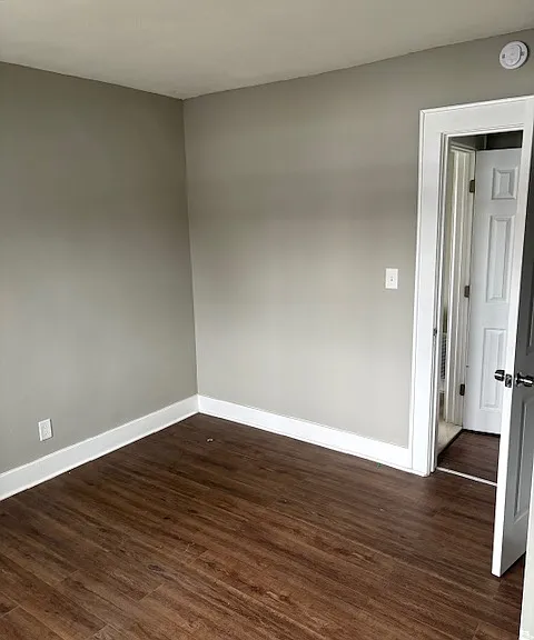 4 Lake Ave #2 — Photo 2
