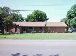 653 W Clinton St, Dublin, TX 76446