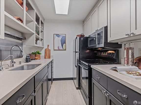 5th image of 2341 Shelter Creek Ln