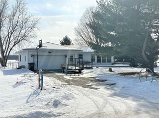 9625 Bricker Rd, Belding, MI 48809